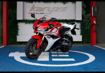 Honda cbr 600-rr 2013
