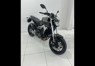 Yamaha mt 09 2015