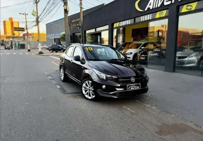 Fiat cronos 1.8 e.torq precision at6 - 2018/2019