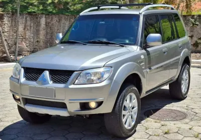 Mitsubishi pajero tr4 2012 2.0 4x2 16v 140cv flex 4p manual