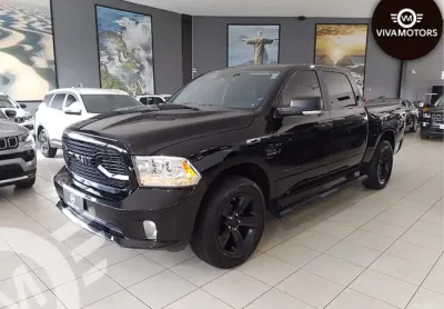 Ram Classic 2022 5.7 v8 gasolina laramie night edition cd 4x4 automático