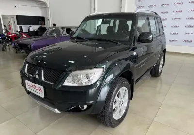 Mitsubishi pajero tr4 flex hp 2014