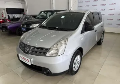 Nissan livina 18 2010