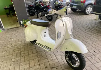 Ventane/scooter elétrica roma    3000 watts (motor brushless)  72v 25ah (removível)  ️automática  ca
