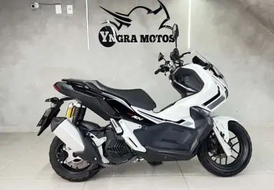 Honda adv 150