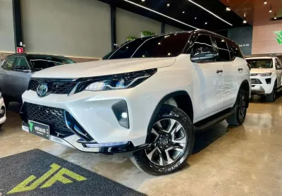 Toyota hilux swsrxa4rd 2025