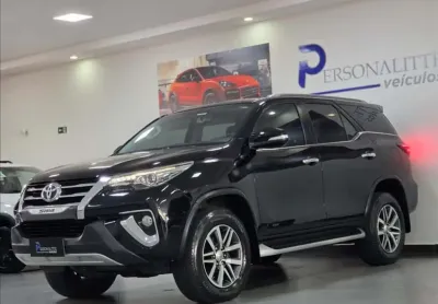 Toyota hilux 2.8 srx 4x4 cd 16v - 2017/2017