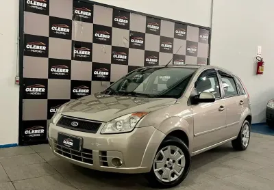 Fiesta 1.6 hatch 2010  r