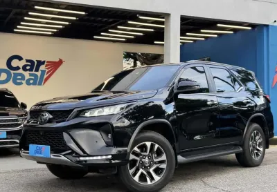 Toyota Hilux sw4 2024 2.8 d-4d turbo diesel diamond 7l 4x4 automático