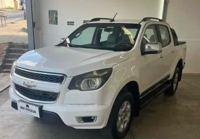 Chevrolet s10 2015 2.8 lt 4x4 cd 16v turbo diesel 4p automático
