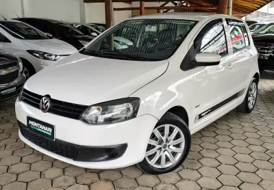 Volkswagen fox 1.6 mi total flex 8v 5p  - branca - 2014/2014