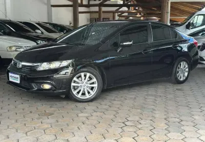 Honda Civic Sedan LXR 2.0 Flexone 16V Aut. 4p  - Preta - 2013/2014