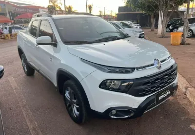 Fiat toro fiat / toro freedom at9 2.0 4x4 turbo diesel   d4 - branca - 2020/2021