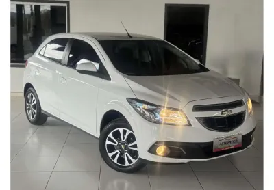 Chevrolet onix hatch ltz 1.4 8v flexpower 5p mec.  - branca - 2014/2014