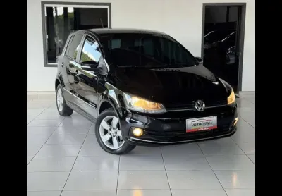 Volkswagen fox comfortline 1.6 flex 8v 5p  - preta - 2017/2017