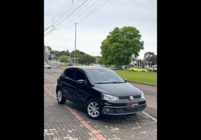 Volkswagen gol comfortline 1.0 t. flex 8v 5p  - preta - 2016/2017