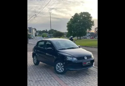 Volkswagen gol trendline 1.6 t.flex 8v 5p  - preta - 2014/2015