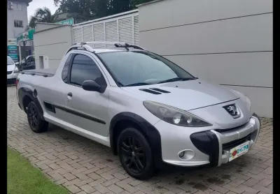 Peugeot hoggar escapade 1.6 flex 16v 2p  - prata - 2010/2011
