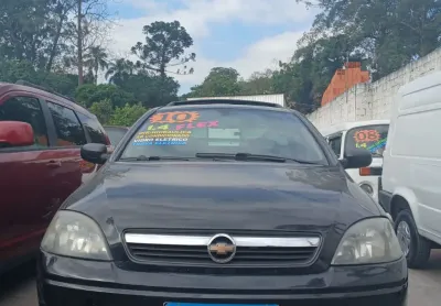 Veículo em ótima conservação de estado. facilitamos no pagamento.