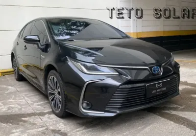 Corolla hibrido premium