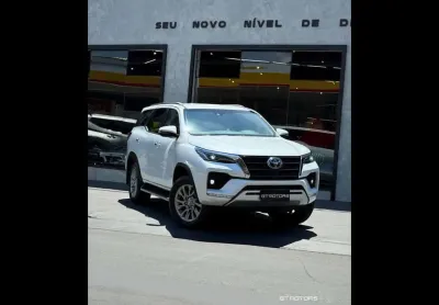 Toyota sw4 srx 2023