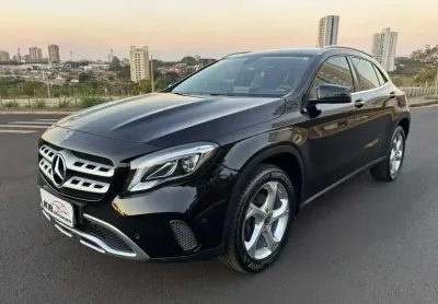Mercedes-benz gla 200 m.benz /gla200ff 2019 - preta - 2019/2019