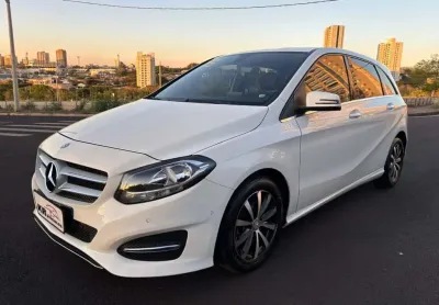 Mercedes-benz mercedes  b 200  2016 - branca - 2015/2016