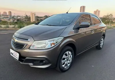 Chevrolet prisma 1.0 mt lt 2013 - cinza - 2013/2013