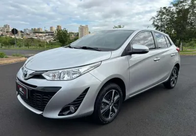 Toyota yaris hb xs 15 at 2020 - prata - 2019/2020