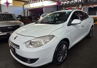 Renault Fluence DYN 2.0 AT  2014 - Branca - 2013/2014