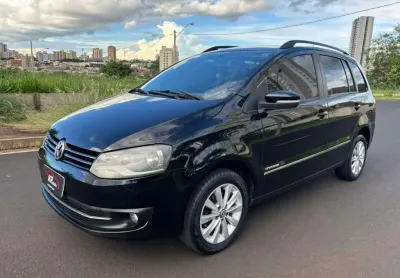 Volkswagen SpaceFox 1.6 flex SportLine 2011 - Preta - 2010/2011
