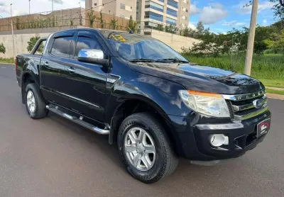 Ford Ranger XLT 3.2 CD 4x4 2013 - Preta - 2012/2013