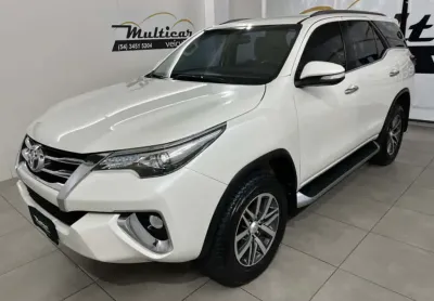 Toyota hilux sw4 2.8 srx 4x4 16v turbo intercooler diesel 4p automático