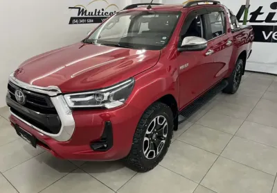 Toyota hilux 2.8 d-4d turbo diesel cd srx 4x4 automático