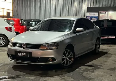 Volkswagen jetta 2012 2.0 comfortline 120cv flex 4p tiptronic