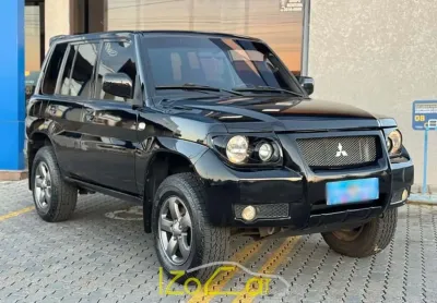 Mitsubishi pajero tr4 2.0 4x4 16v 140cv flex 4p automático
