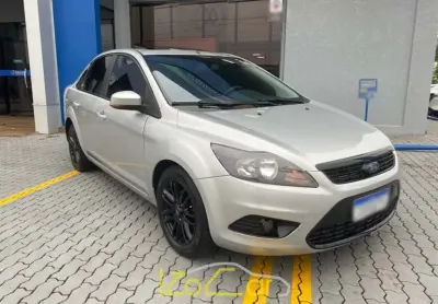 Ford focus 2.0 ghia sedan 16v flex 4p automático