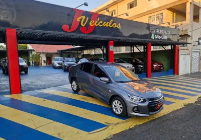Gm onix 1.0 plus lt at. tb 2023 baixo km 