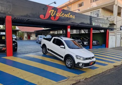 Vw saveiro 1.6 cross c3 2014 branca 