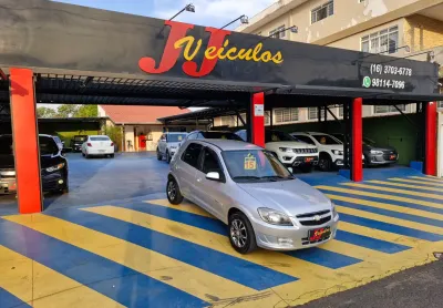 Gm celta 1.0 lt 4p 2015 prata completo 