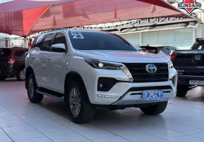 Toyota Hilux sw4 2023 2.8 d-4d turbo diesel srx 4x4 automático