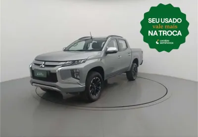 Mitsubishi l200 triton 2023 2.4 16v turbo diesel sport hpe-s cd 4p 4x4 automático