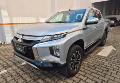 Mitsubishi l200 triton 2023 2.4 16v turbo diesel sport hpe-s cd 4p 4x4 automático