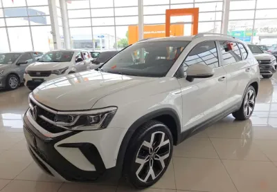 Volkswagen Taos 2024 1.4 250 tsi total flex highline automático