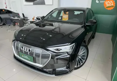 Audi e-tron 2022 elétrico performance quattro