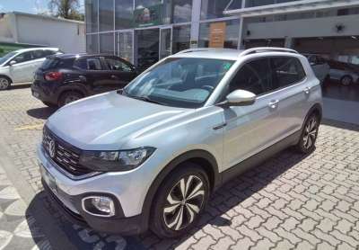 Volkswagen T-cross 2023 1.4 250 tsi total flex highline automático