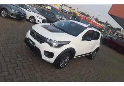 Fiat mobi 2024 1.0 evo flex trekking manual