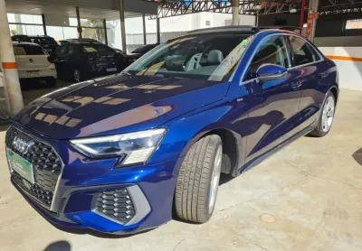 Audi a3 2024 2.0 40 tfsi mhev sedan s line s-tronic
