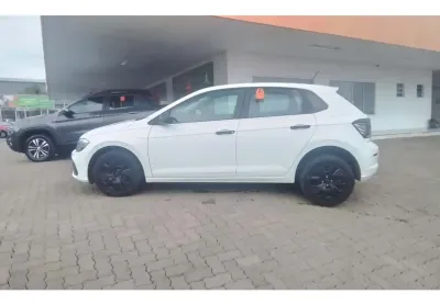 Volkswagen polo 2024 1.0 mpi track manual