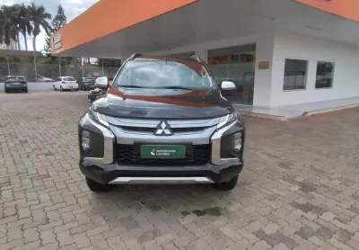 Mitsubishi l200 triton 2023 2.4 16v turbo diesel sport hpe cd 4p 4x4 automático